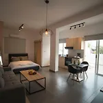 Mcplaces Apartament Paphos